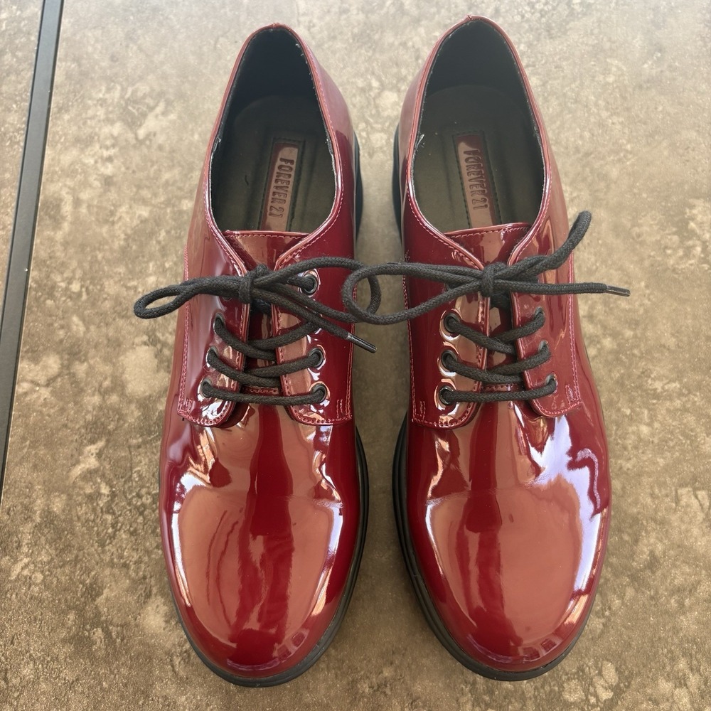 Forever 21 Patent Leather Chunky Oxford Glossy Platform Shoes Size 9 Red Wine - Picture 2 of 9